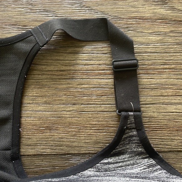 Victoria Secret Sports Bra 38DD Black & Grey - Picture 2 of 6